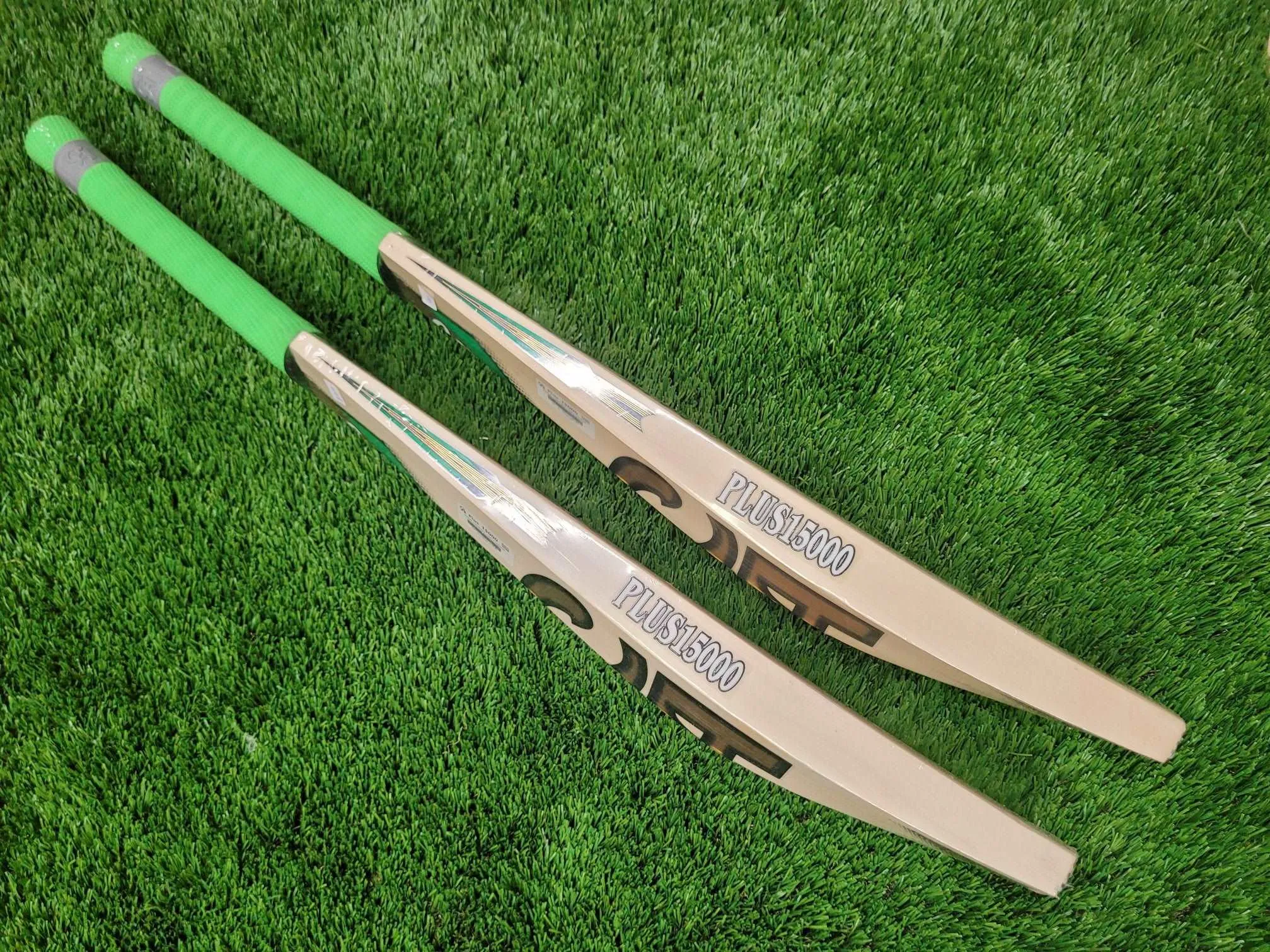 CA Plus 15000 Cricket Bat