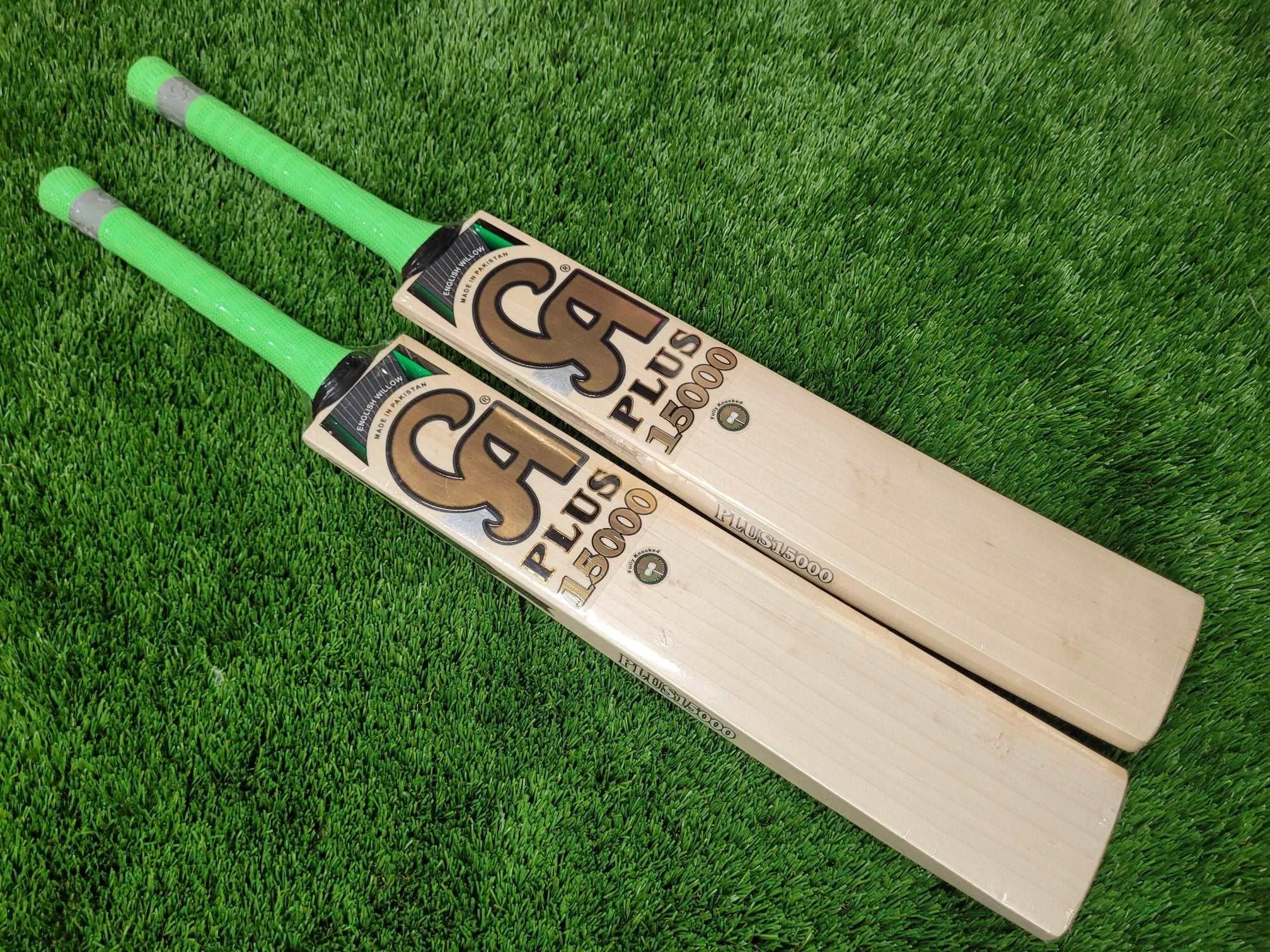 CA Plus 15000 Cricket Bat