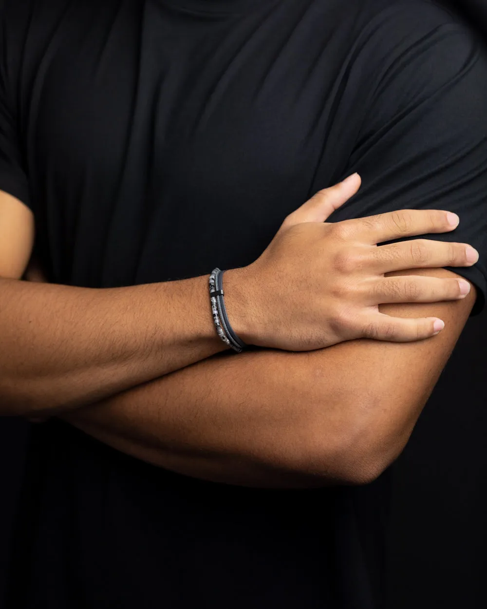 Double bracelet with Italian leather and 4mm Larvikite stone