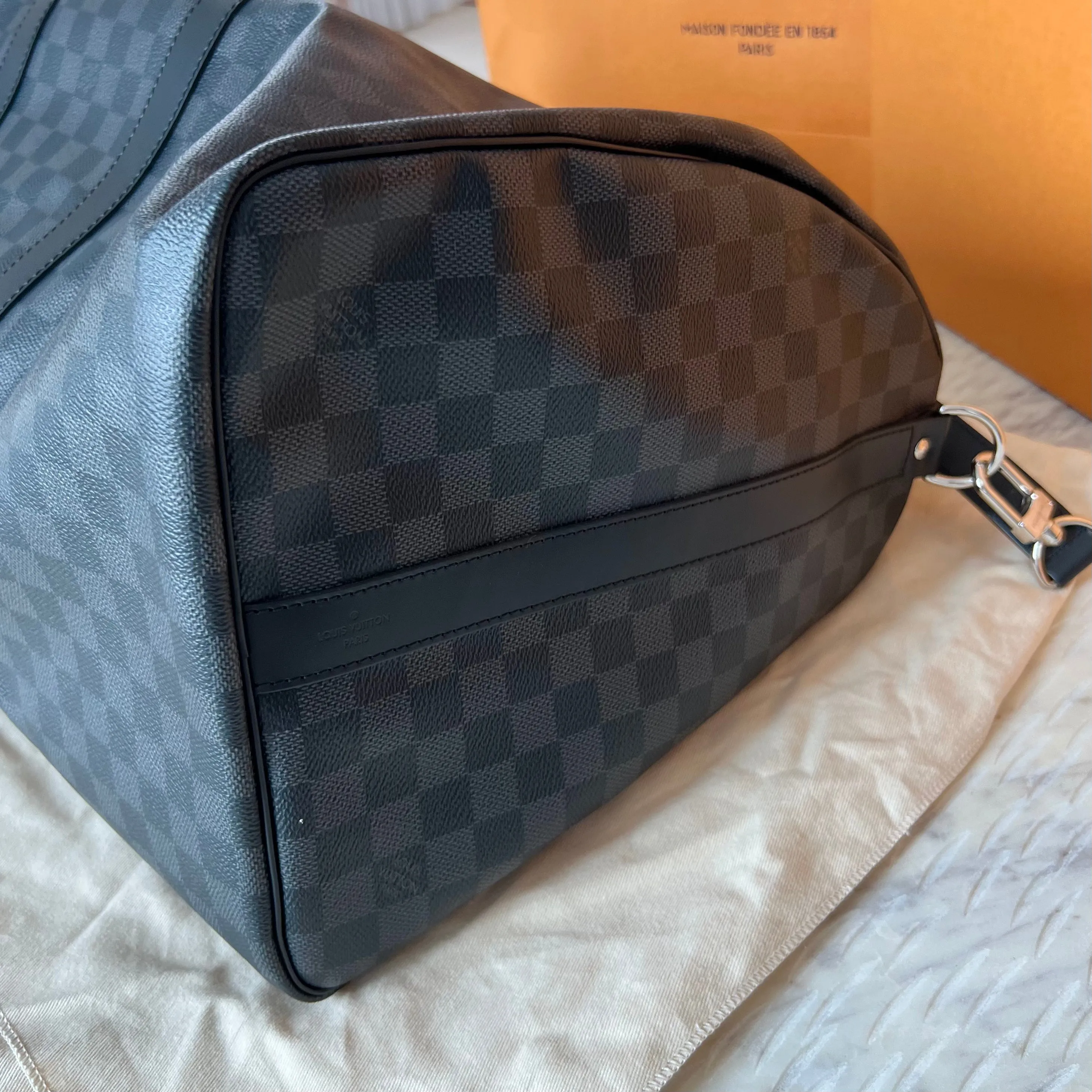 Louis Vuitton Keepall Bandoulière 55