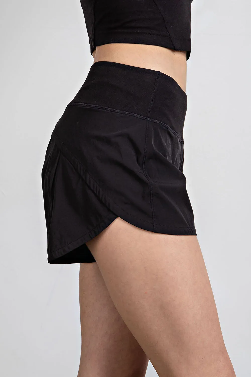 'Notice This' Shorts - Black