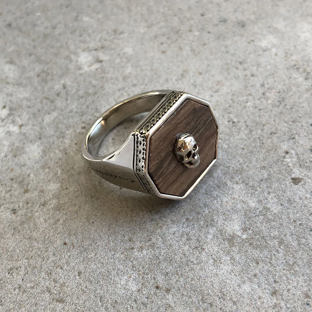 Skull Signet Ring, Silver/Brown